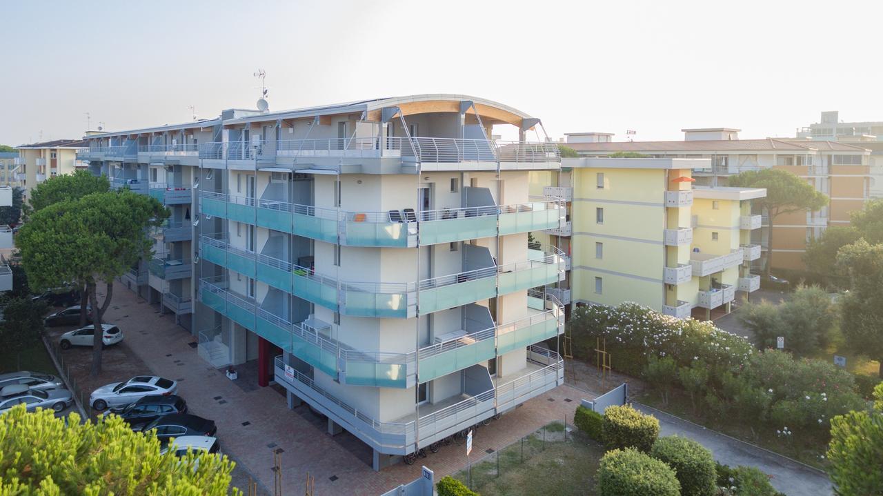 Residence Vivaldi Bibione Extérieur photo